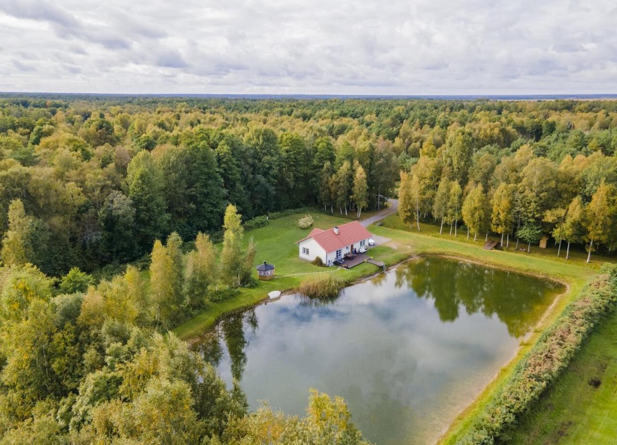 Ninnujaerve Private Holiday Home Nasva エクステリア 写真